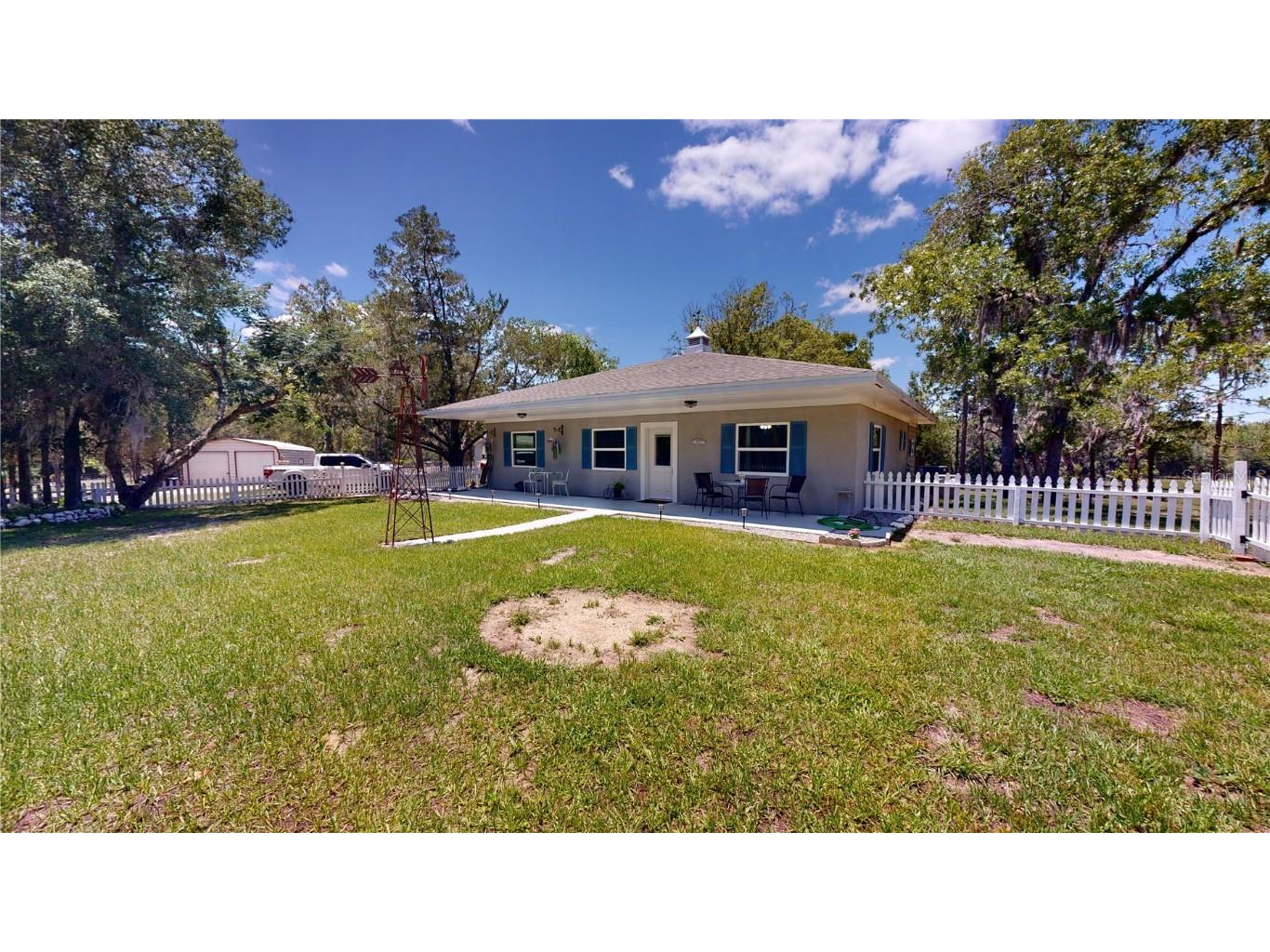 5455 E Mcmullen Road Floral City FL 34436 W7855263 image1