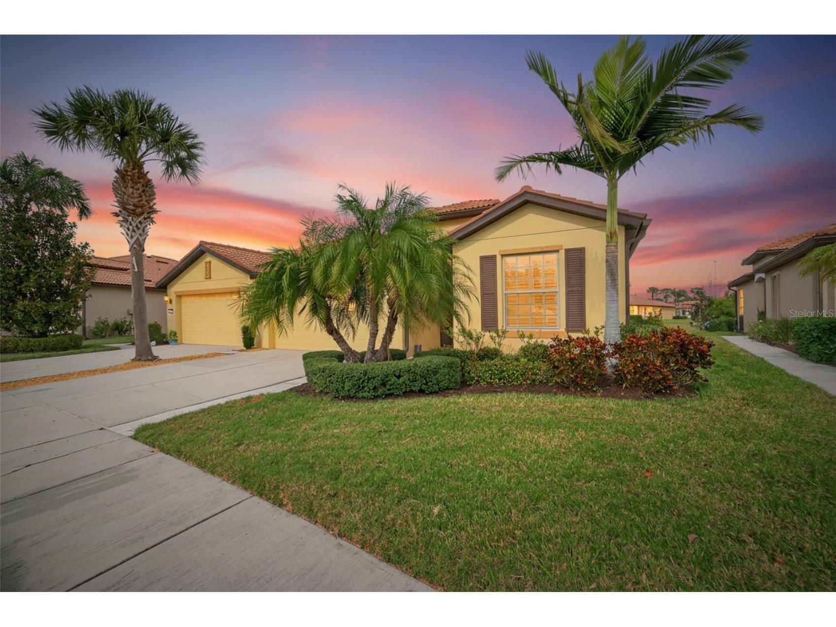 5455 Sunset Falls Drive Apollo Beach FL 33572 TB8464865 image1