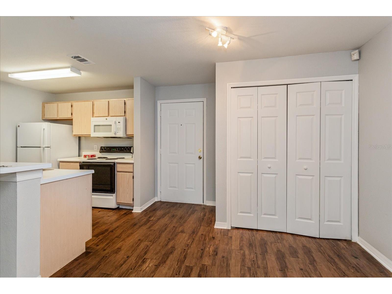 5455 Vineland Road #3214 Orlando FL 32811 O6386685 image4