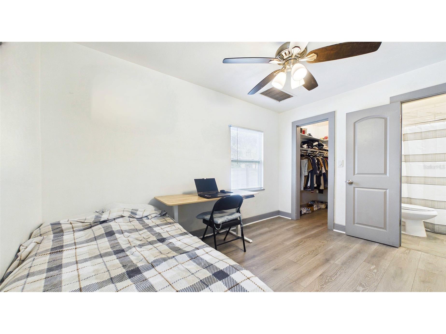 5457 72nd Avenue N Pinellas Park FL 33781 TB8520867 image17