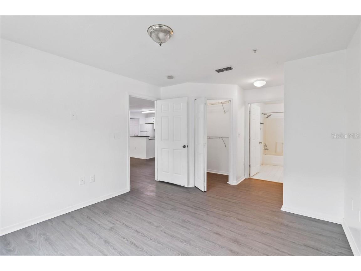 5459 Vineland Rd #4208 Orlando FL 32811 O6336380 image20