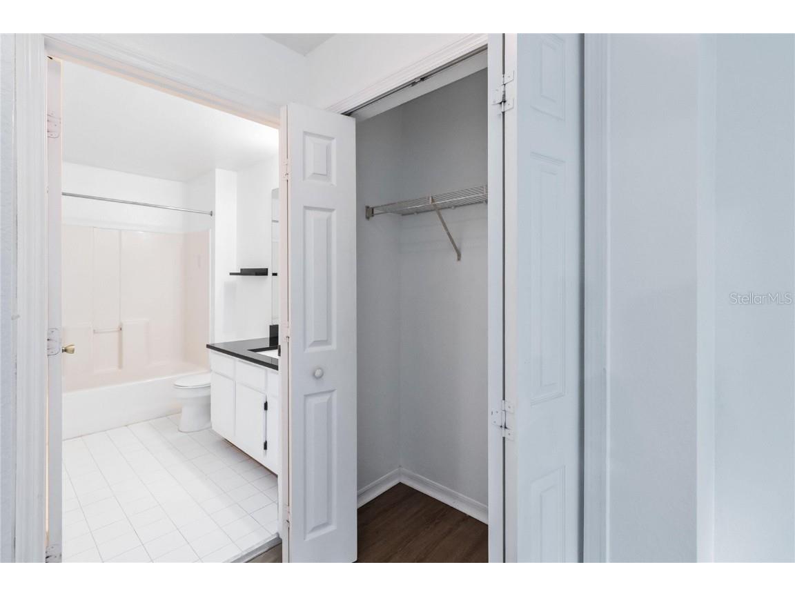 5459 Vineland Rd #4208 Orlando FL 32811 O6336380 image22