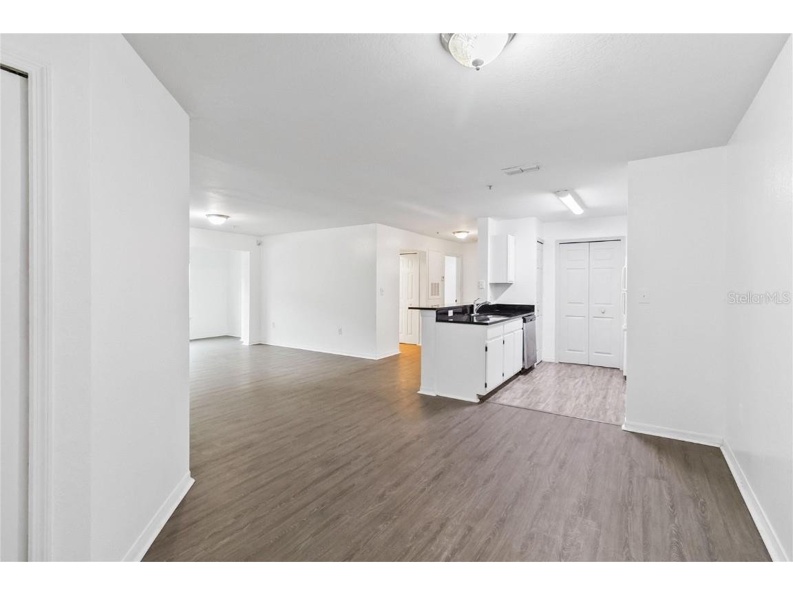 5459 Vineland Rd #4208 Orlando FL 32811 O6336380 image8