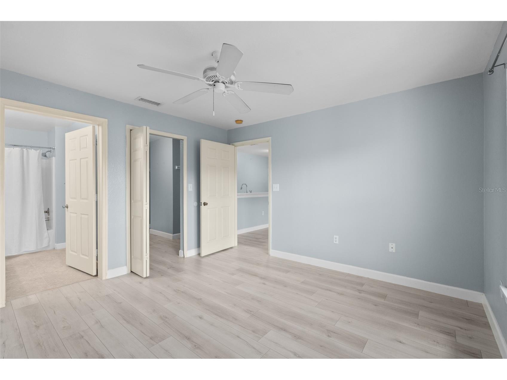 5459 Vineland Road #4302 Orlando FL 32811 O6389883 image13