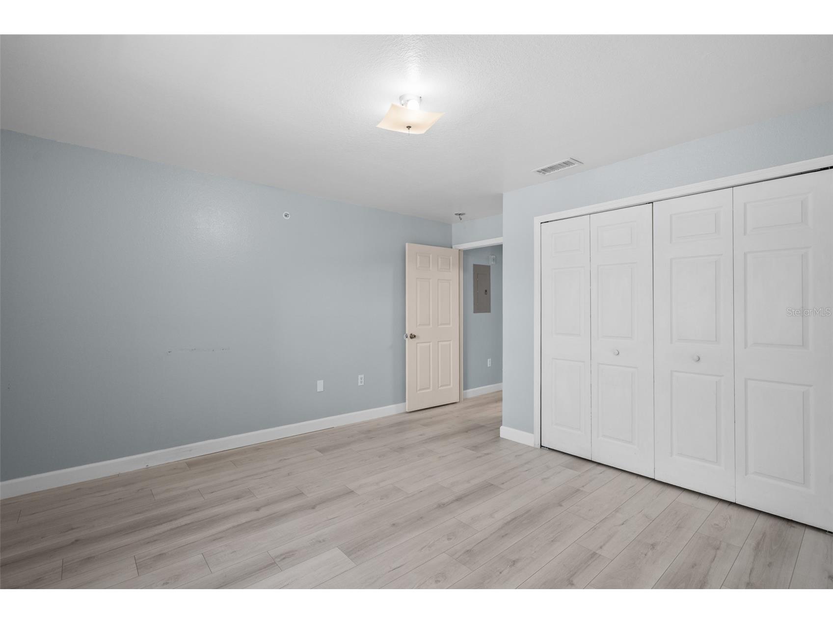 5459 Vineland Road #4302 Orlando FL 32811 O6389883 image17