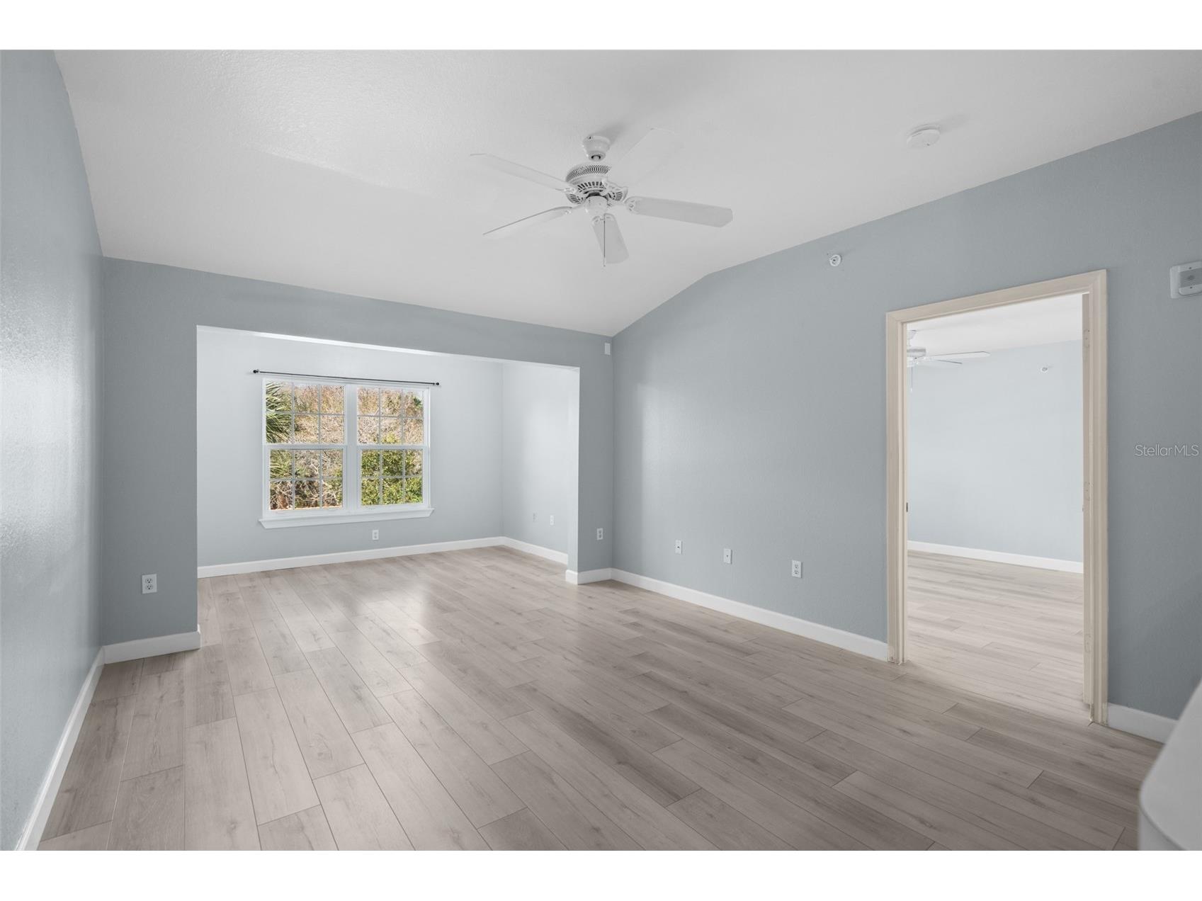 5459 Vineland Road #4302 Orlando FL 32811 O6389883 image8