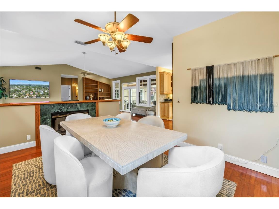 546 26th Avenue N Saint Petersburg FL 33704 TB8386165 image16