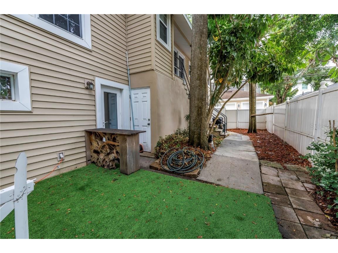 546 26th Avenue N Saint Petersburg FL 33704 TB8386165 image66