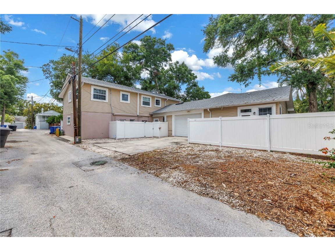546 26th Avenue N Saint Petersburg FL 33704 TB8386165 image69