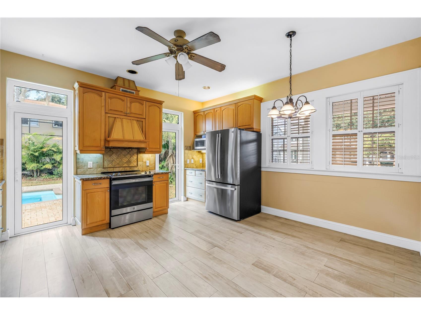 546 26th Avenue N Saint Petersburg FL 33704 TB8474555 image11