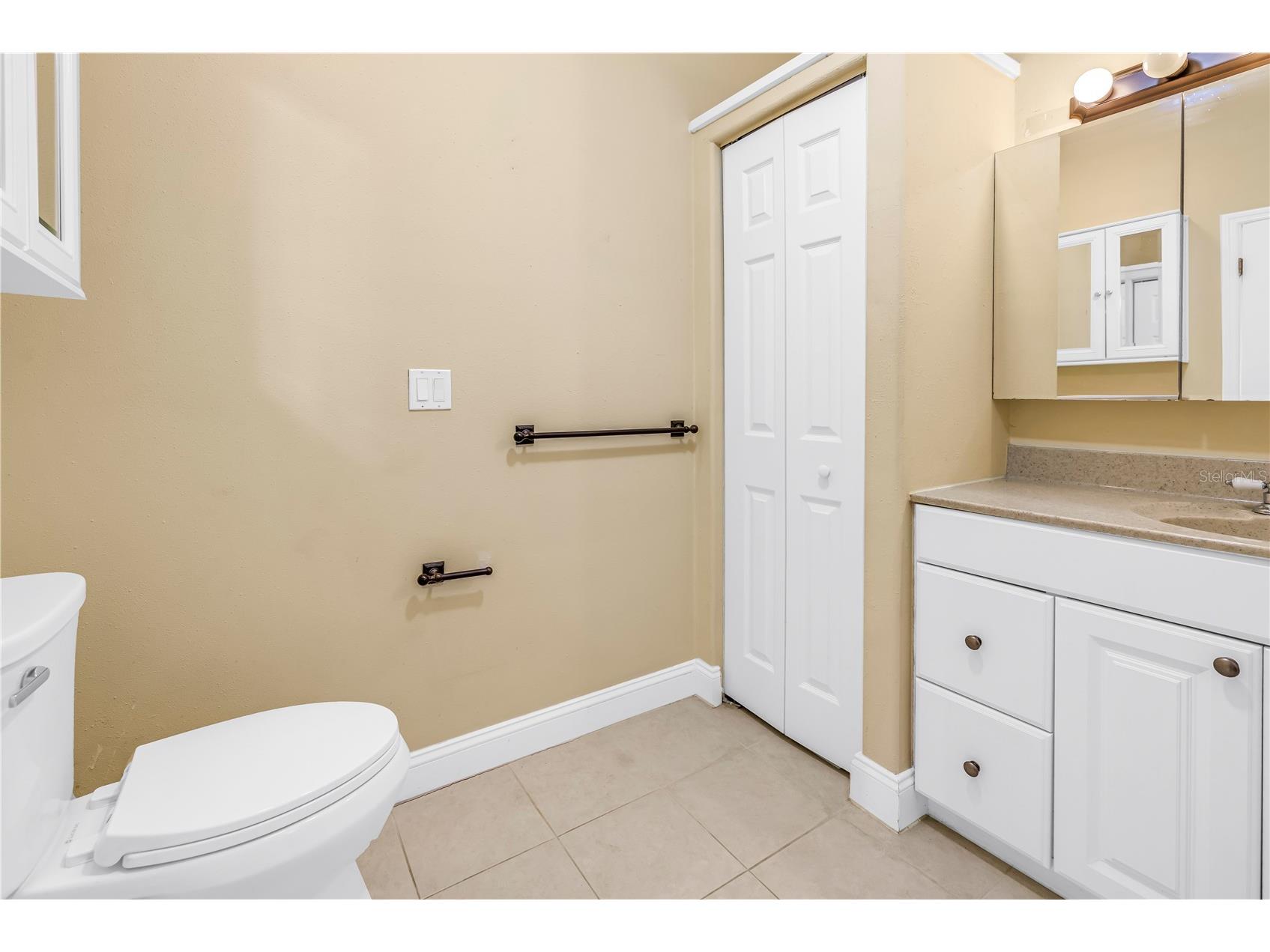 546 26th Avenue N Saint Petersburg FL 33704 TB8474555 image22