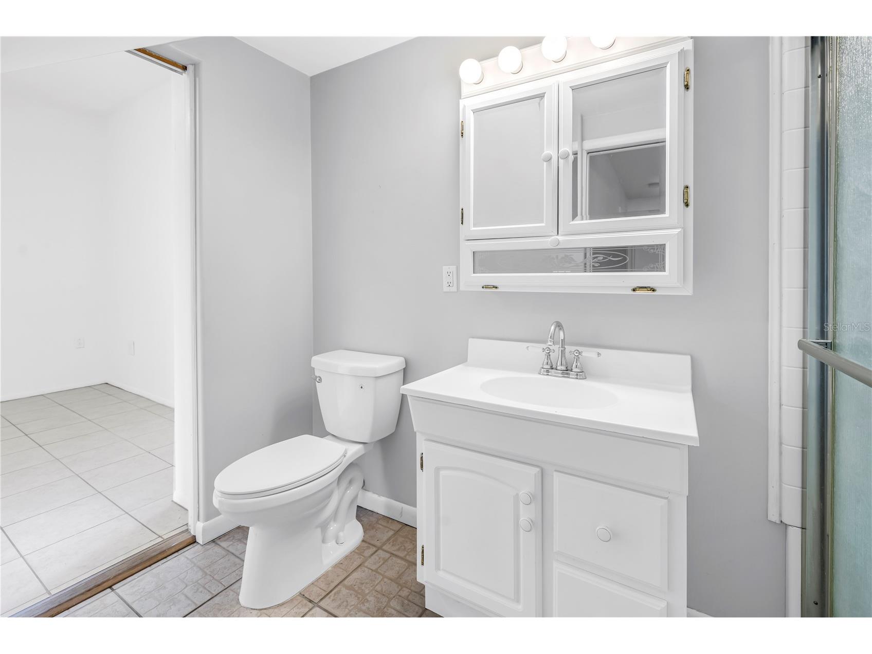 546 26th Avenue N Saint Petersburg FL 33704 TB8474555 image30