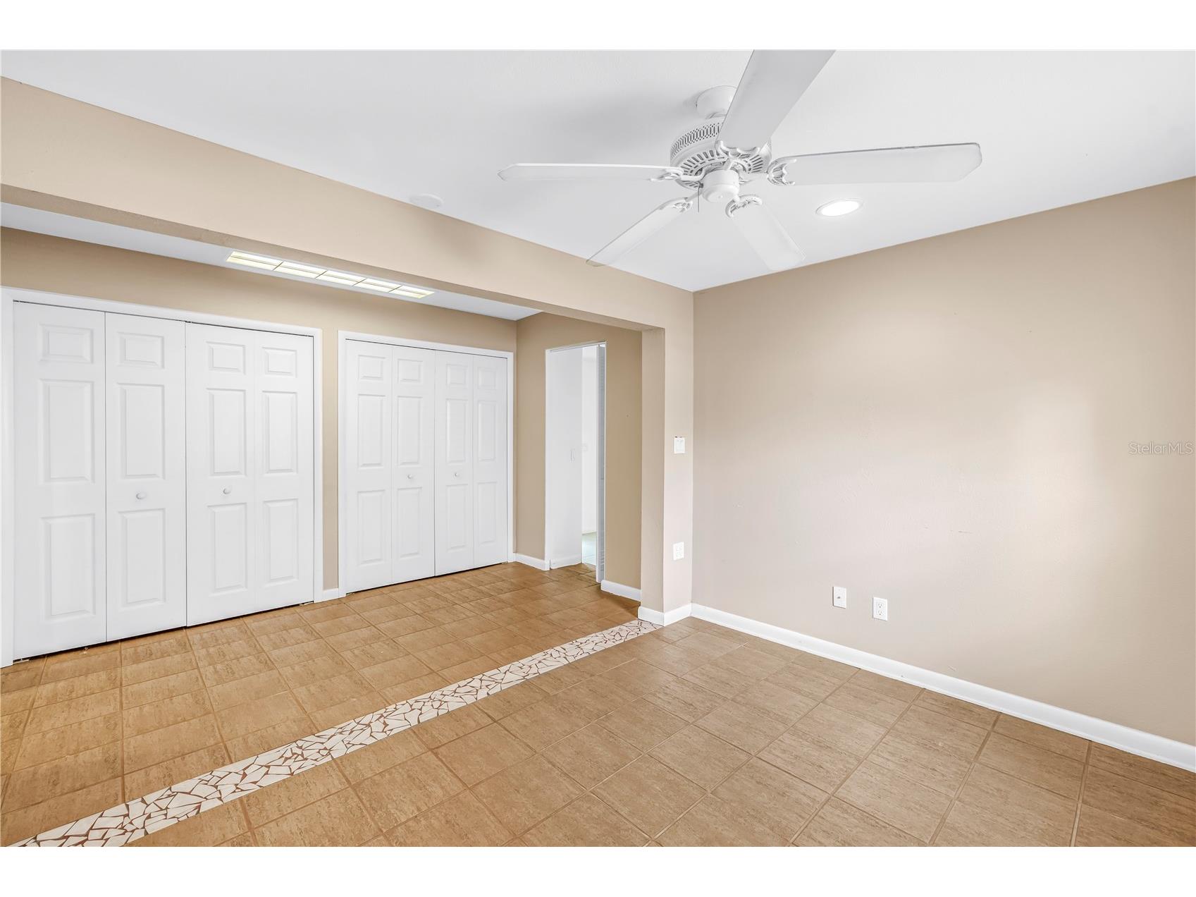 546 26th Avenue N Saint Petersburg FL 33704 TB8474555 image35