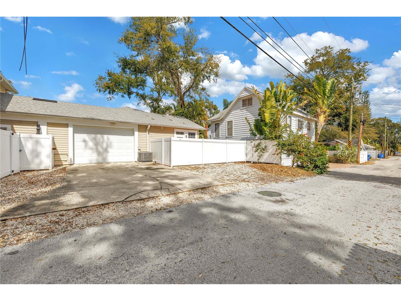 546 26th Avenue N Saint Petersburg FL 33704 TB8474555 image65