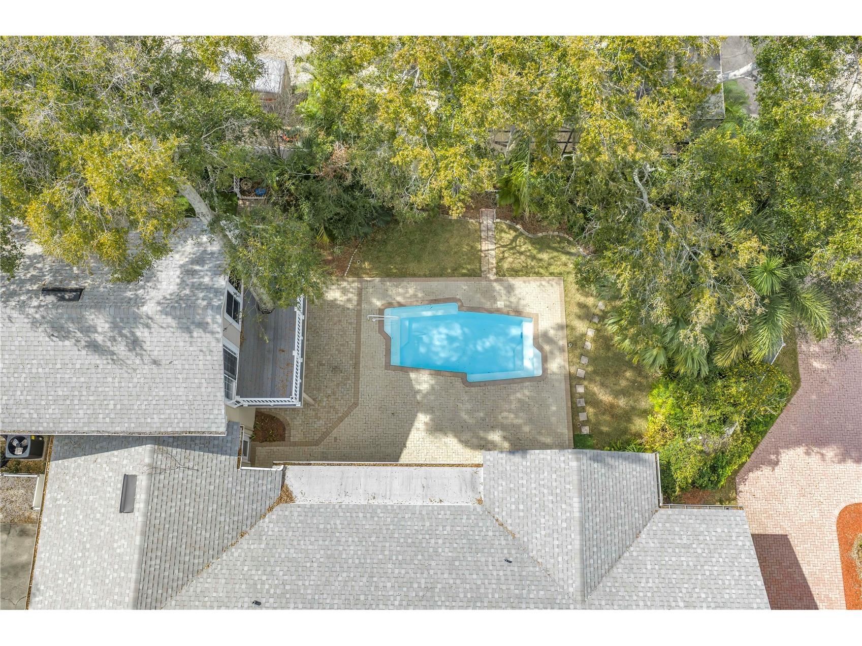 546 26th Avenue N Saint Petersburg FL 33704 TB8474555 image81