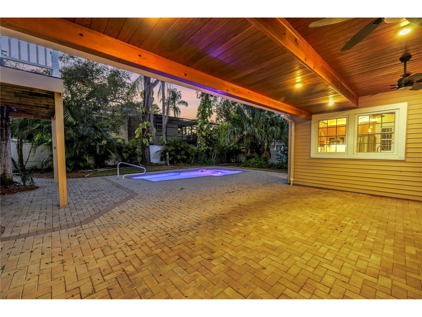 546 26th Avenue N Saint Petersburg FL 33704 TB8474555 image84