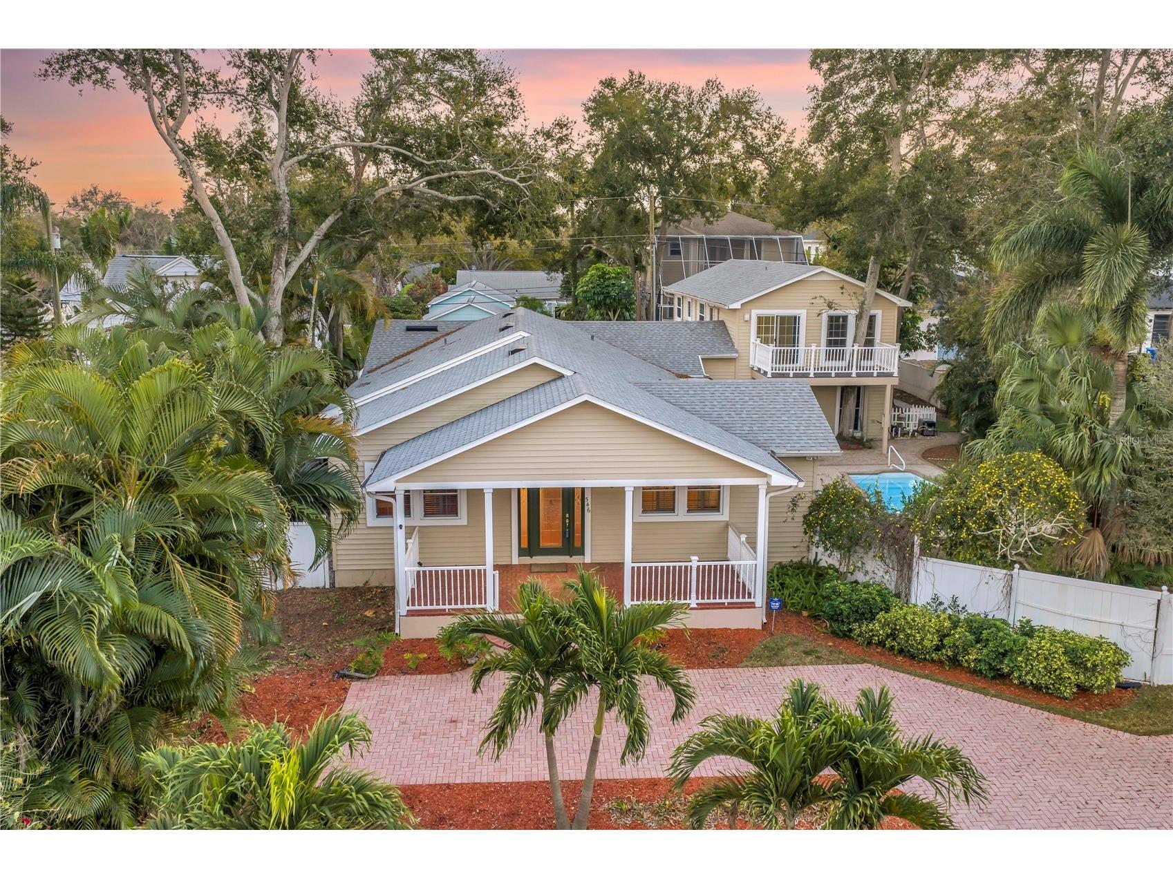 546 26th Avenue N Saint Petersburg FL 33704 TB8474555 image87