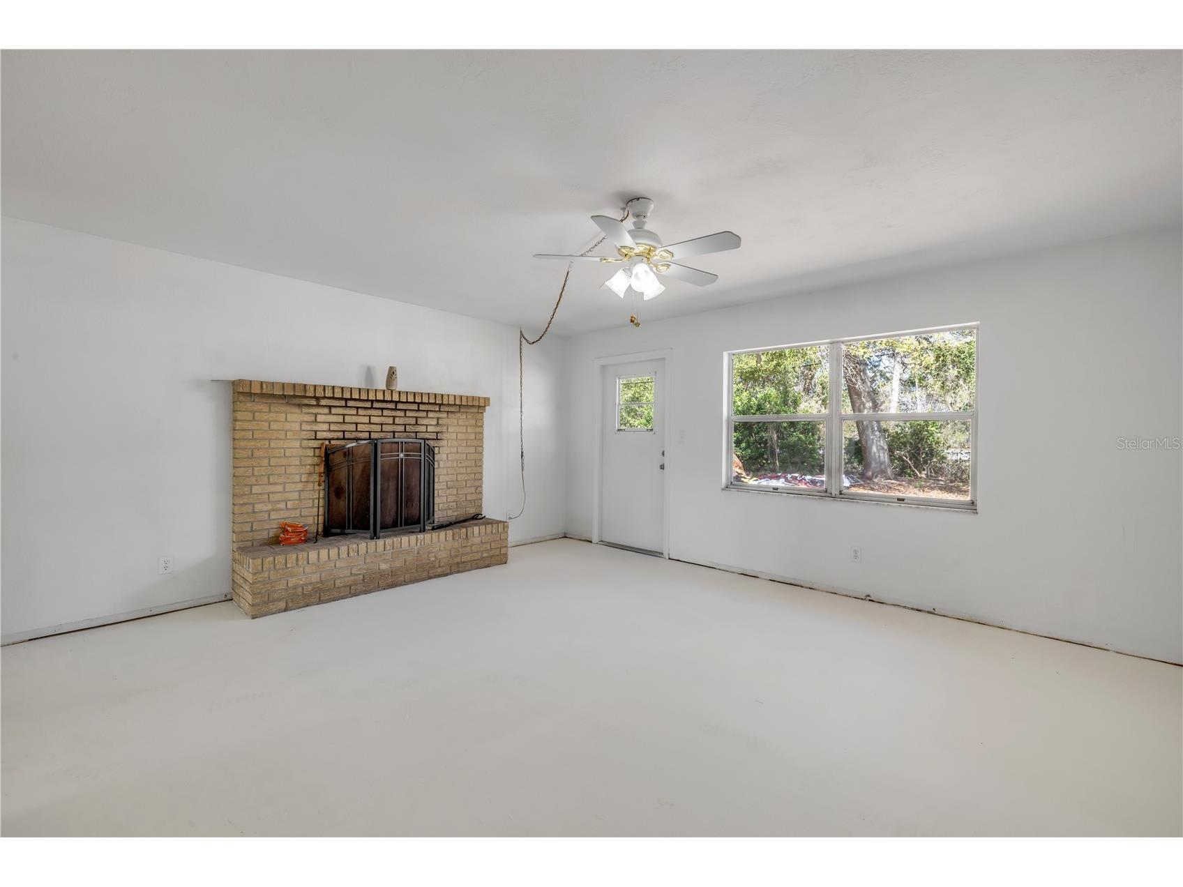 546 Cambridge Circle South Daytona FL 32119 NS1087574 image14