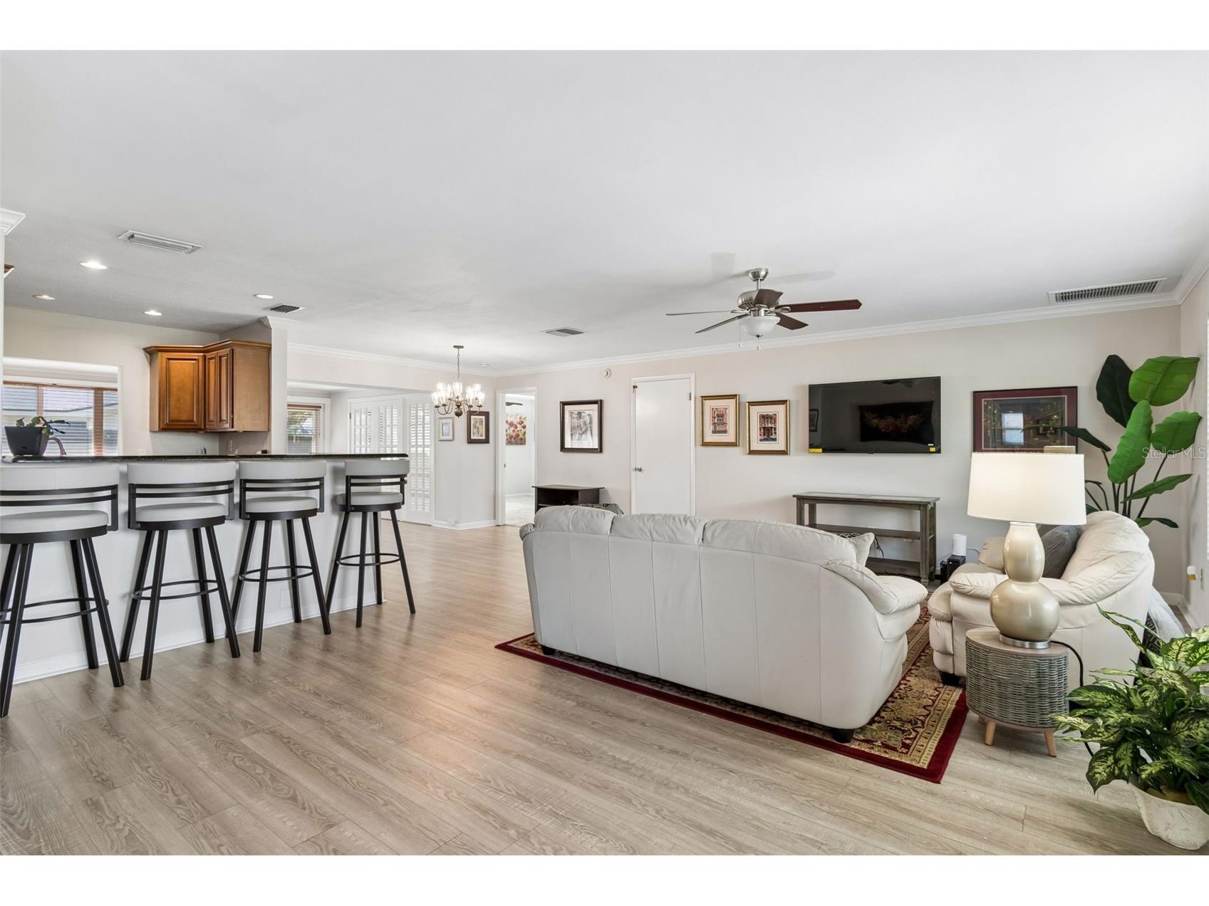 546 Gershwin Drive Largo FL 33771 TB8505797 image13