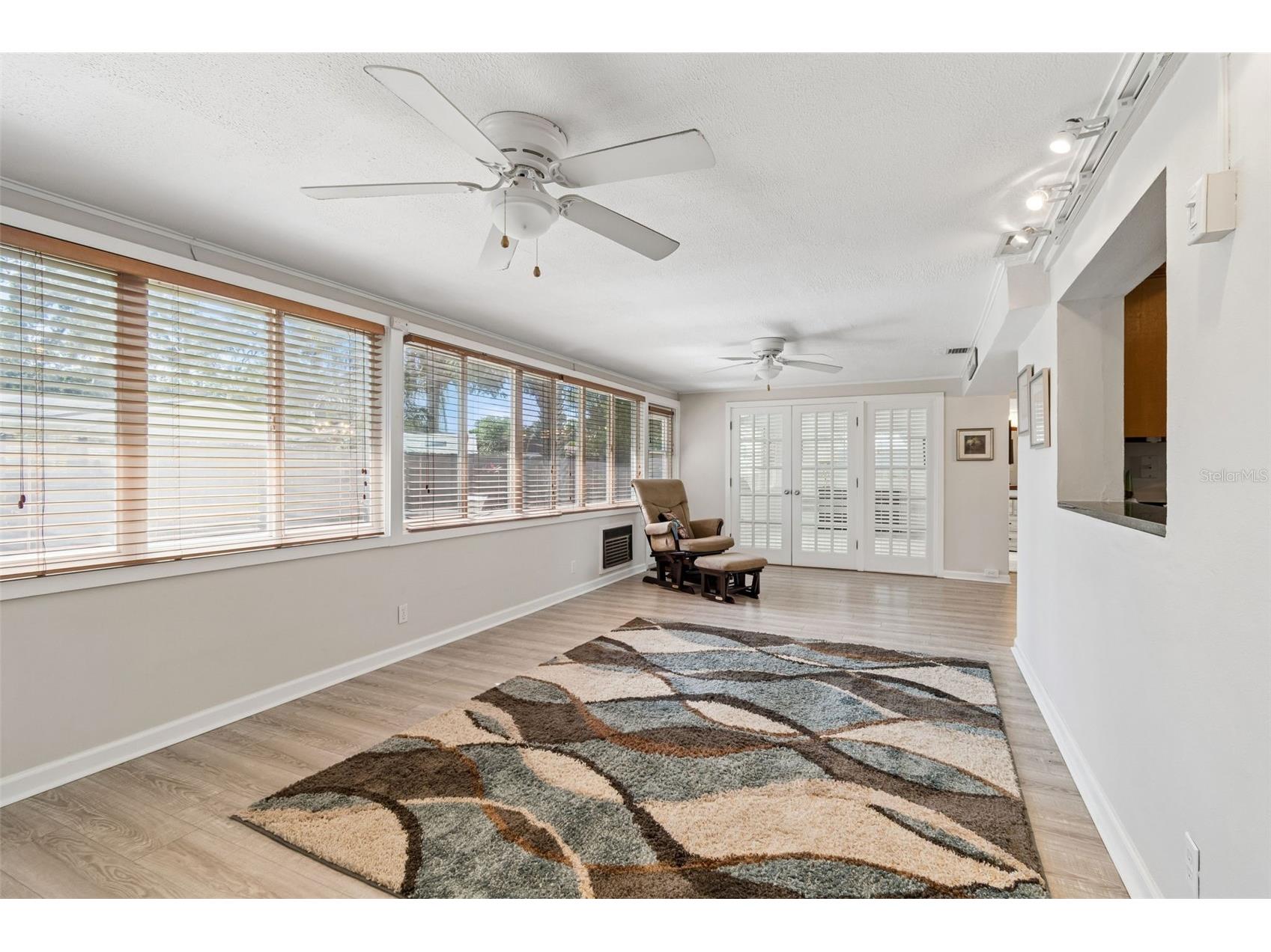 546 Gershwin Drive Largo FL 33771 TB8505797 image28