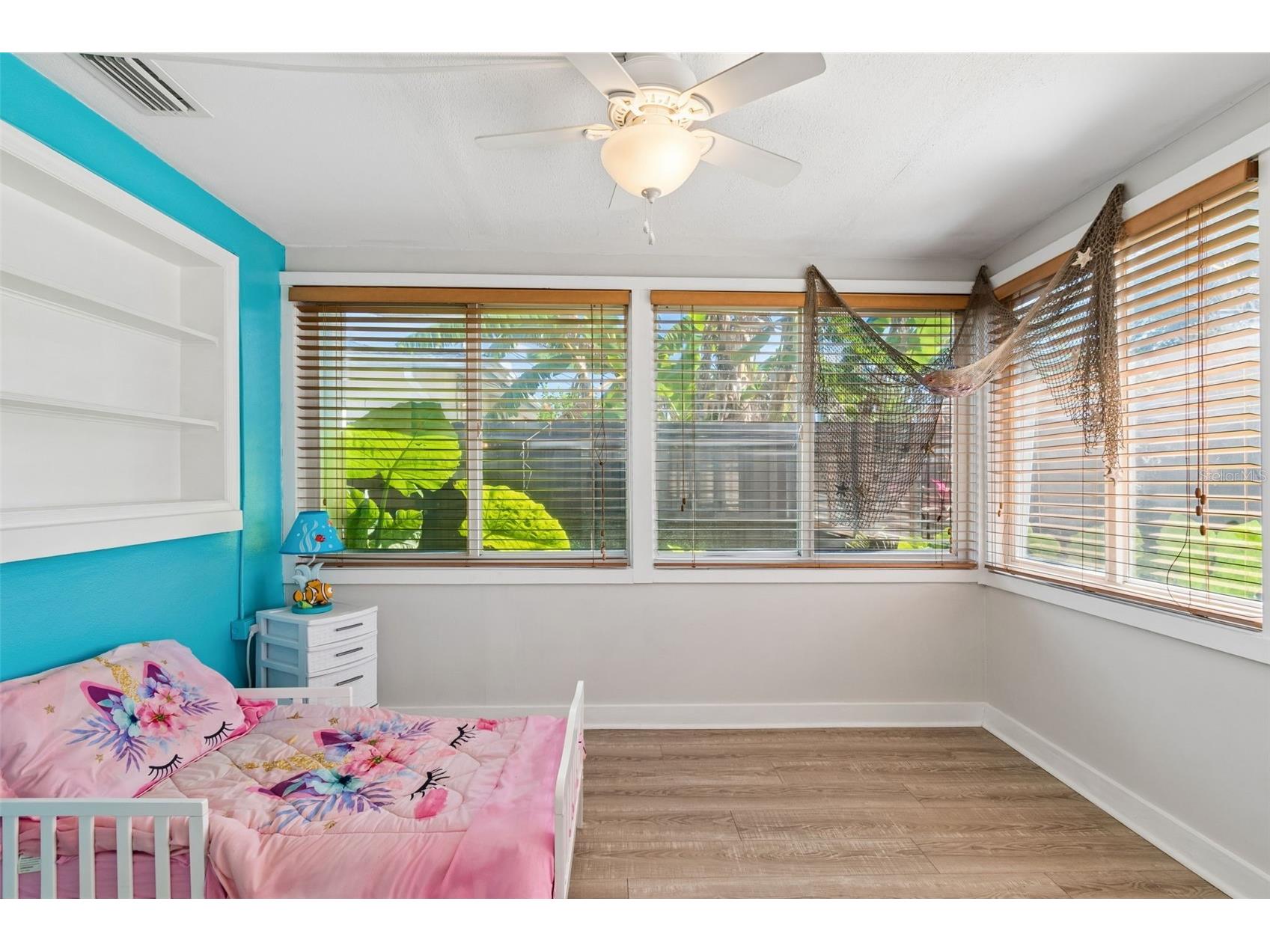 546 Gershwin Drive Largo FL 33771 TB8505797 image31