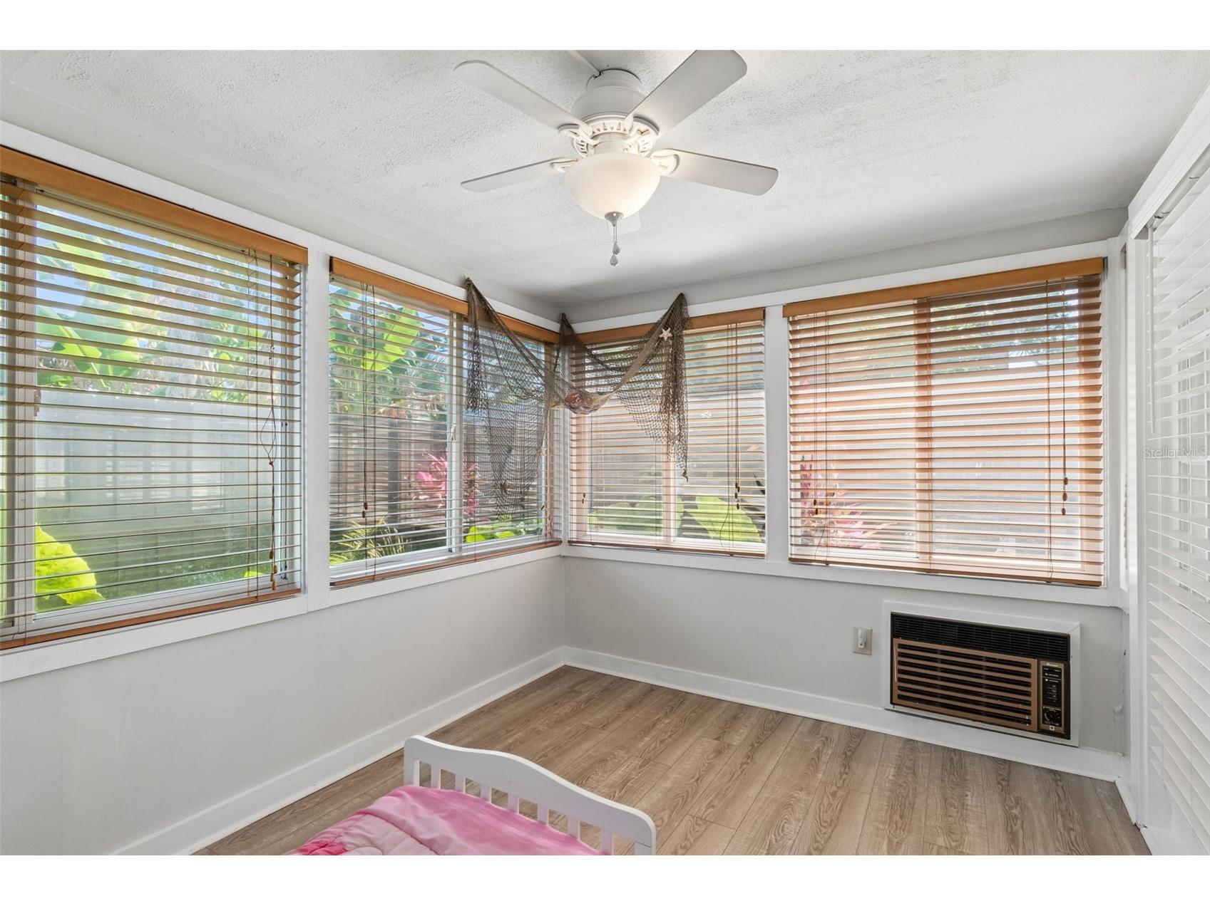 546 Gershwin Drive Largo FL 33771 TB8505797 image32