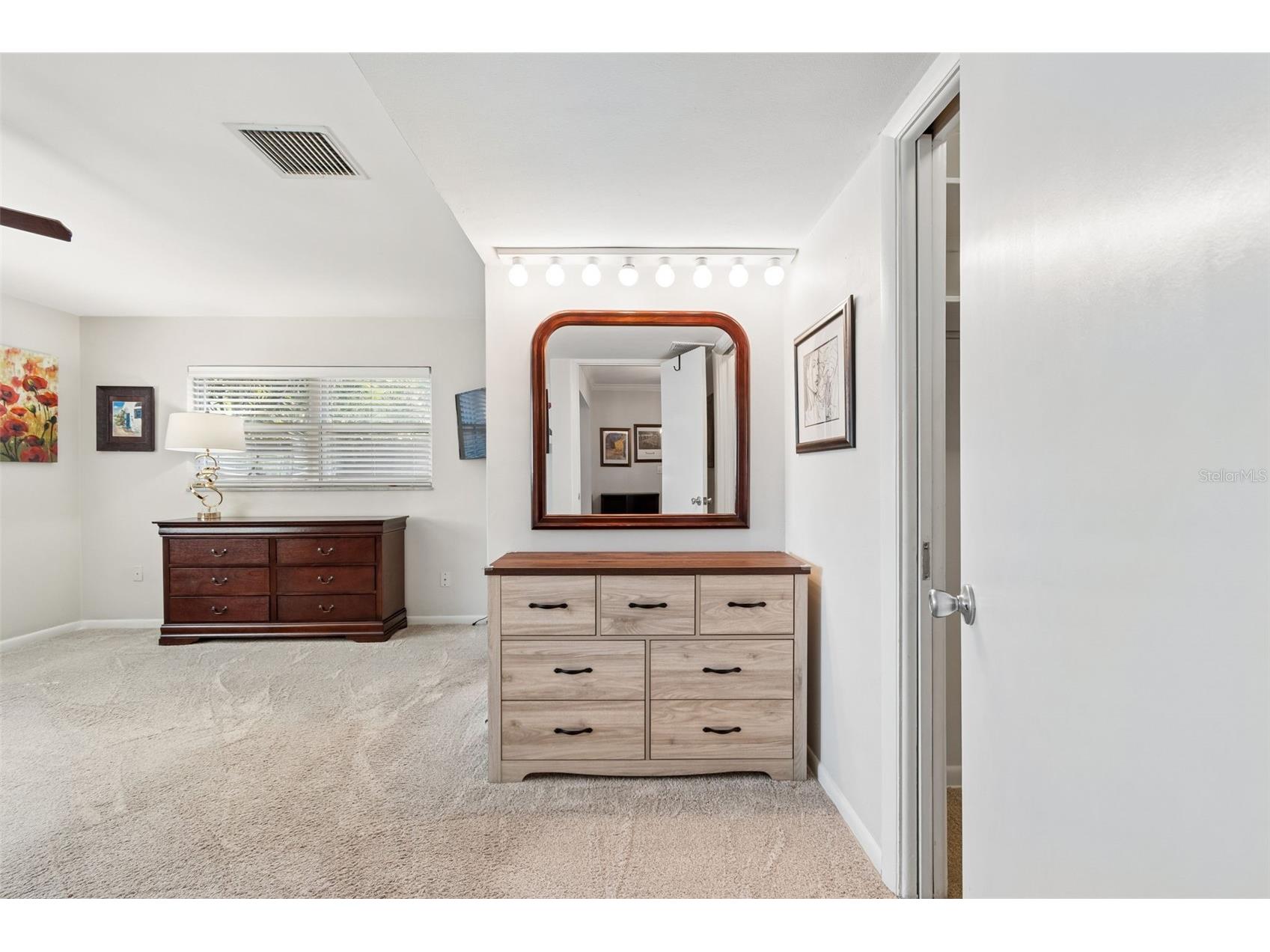 546 Gershwin Drive Largo FL 33771 TB8505797 image35