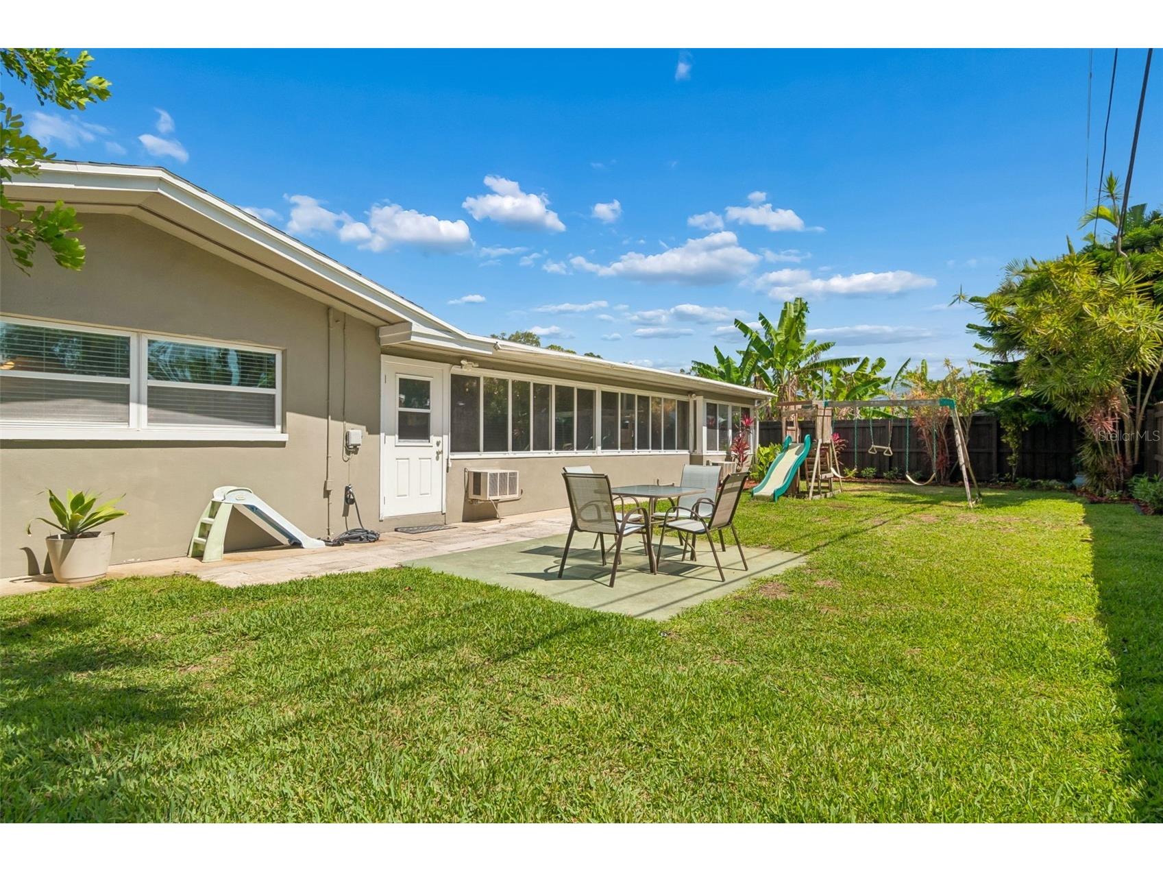 546 Gershwin Drive Largo FL 33771 TB8505797 image57