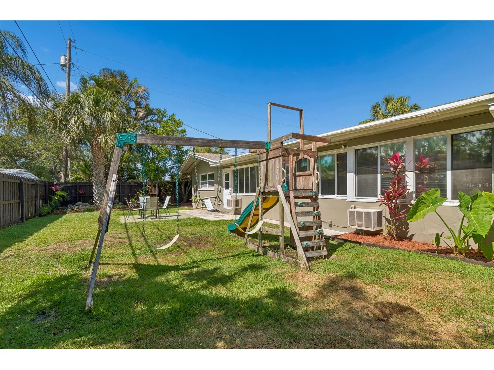 546 Gershwin Drive Largo FL 33771 TB8505797 image60