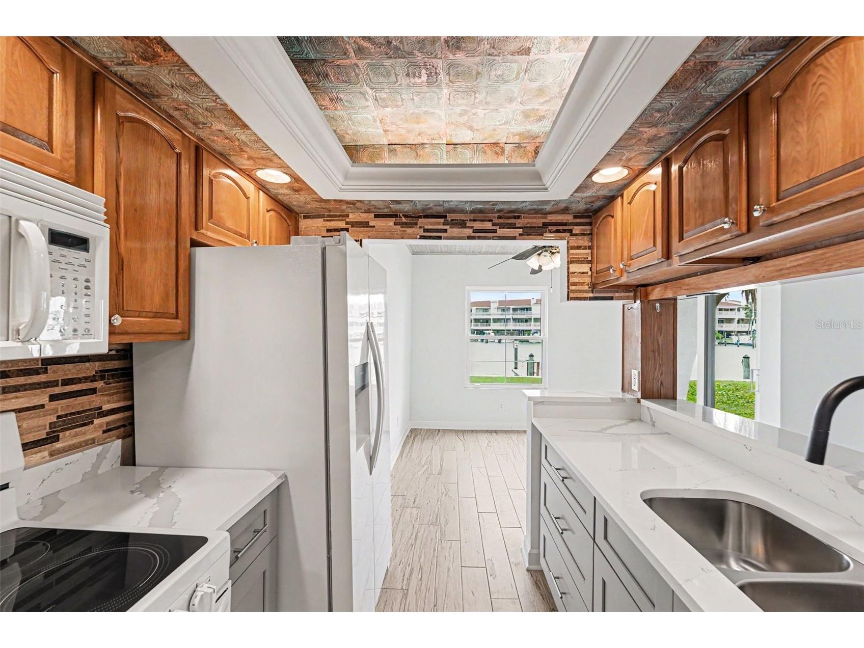 546 Plaza Seville Court #85 Treasure Island FL 33706 TB8503889 image5