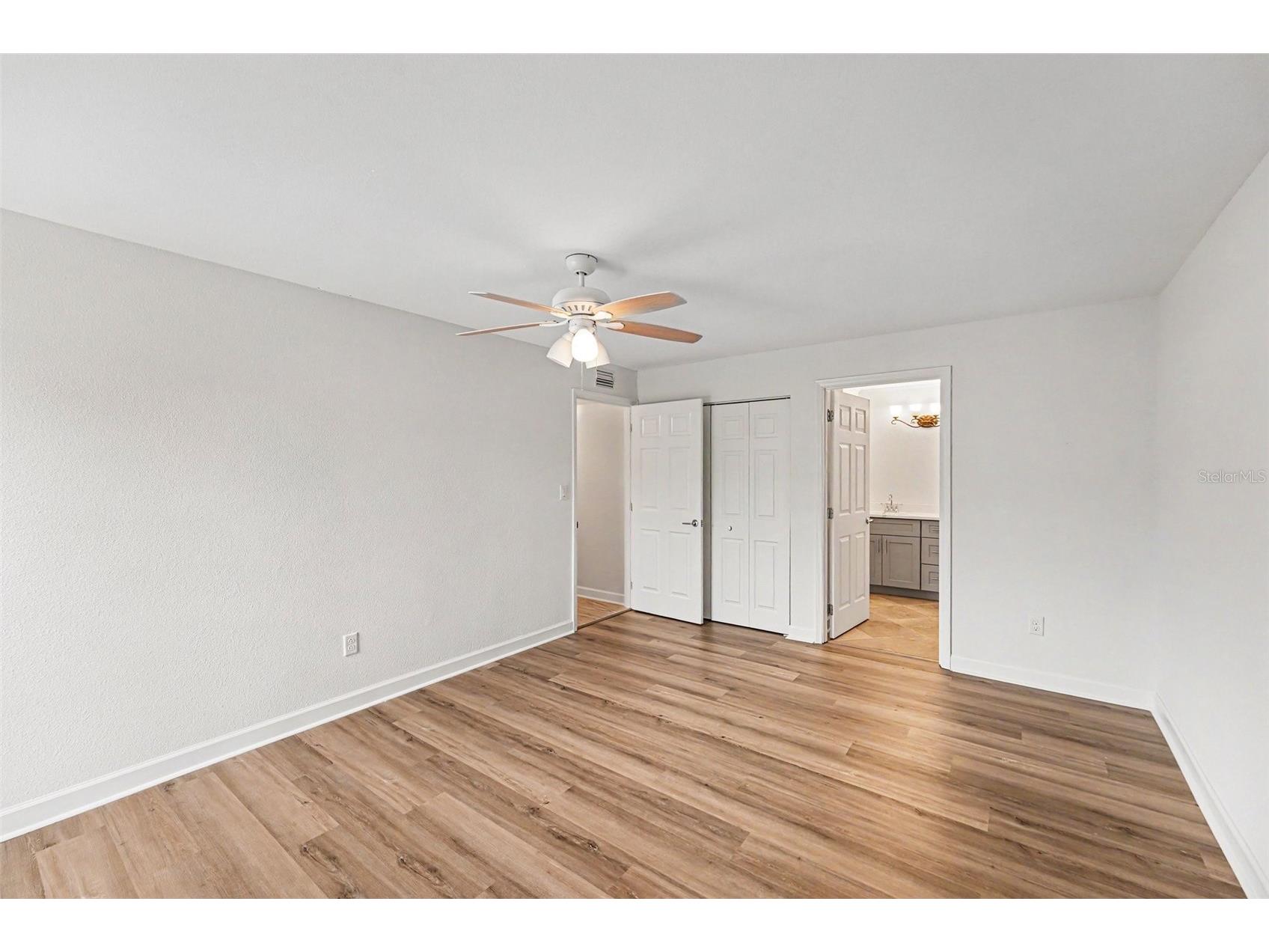546 Plaza Seville Court #85 Treasure Island FL 33706 TB8503889 image8