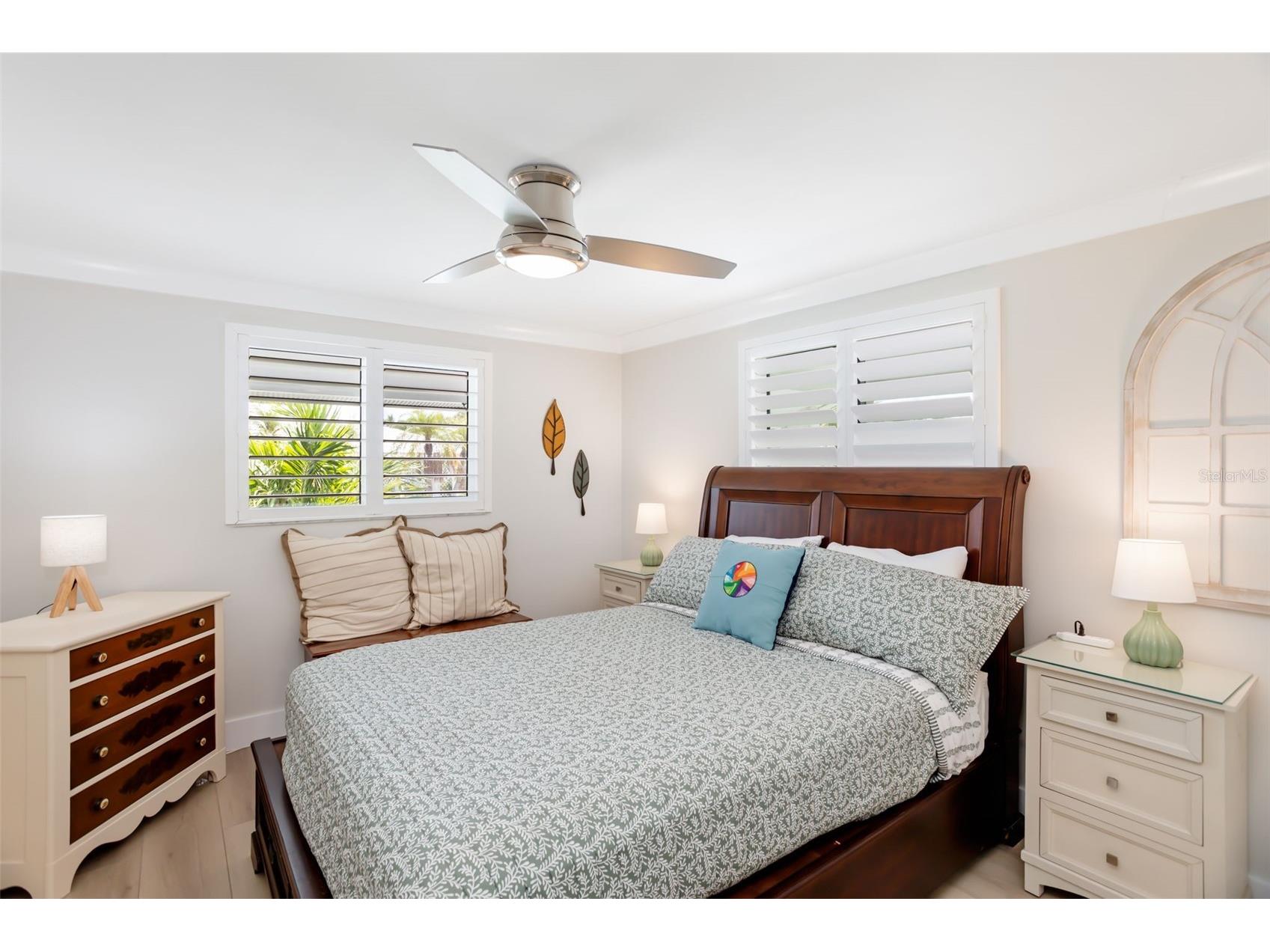 546 Spanish Drive S Longboat Key FL 34228 A4694824 image25