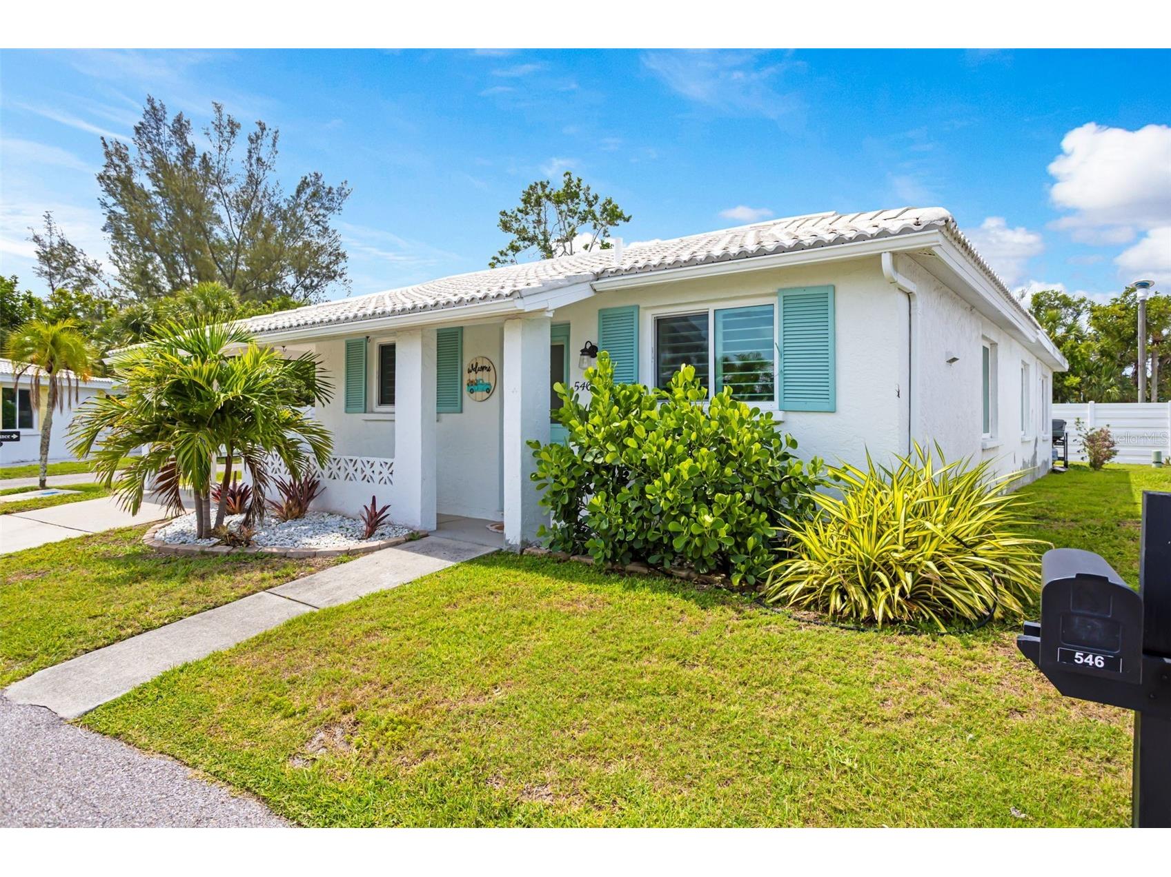 546 Spanish Drive S Longboat Key FL 34228 A4694824 image4