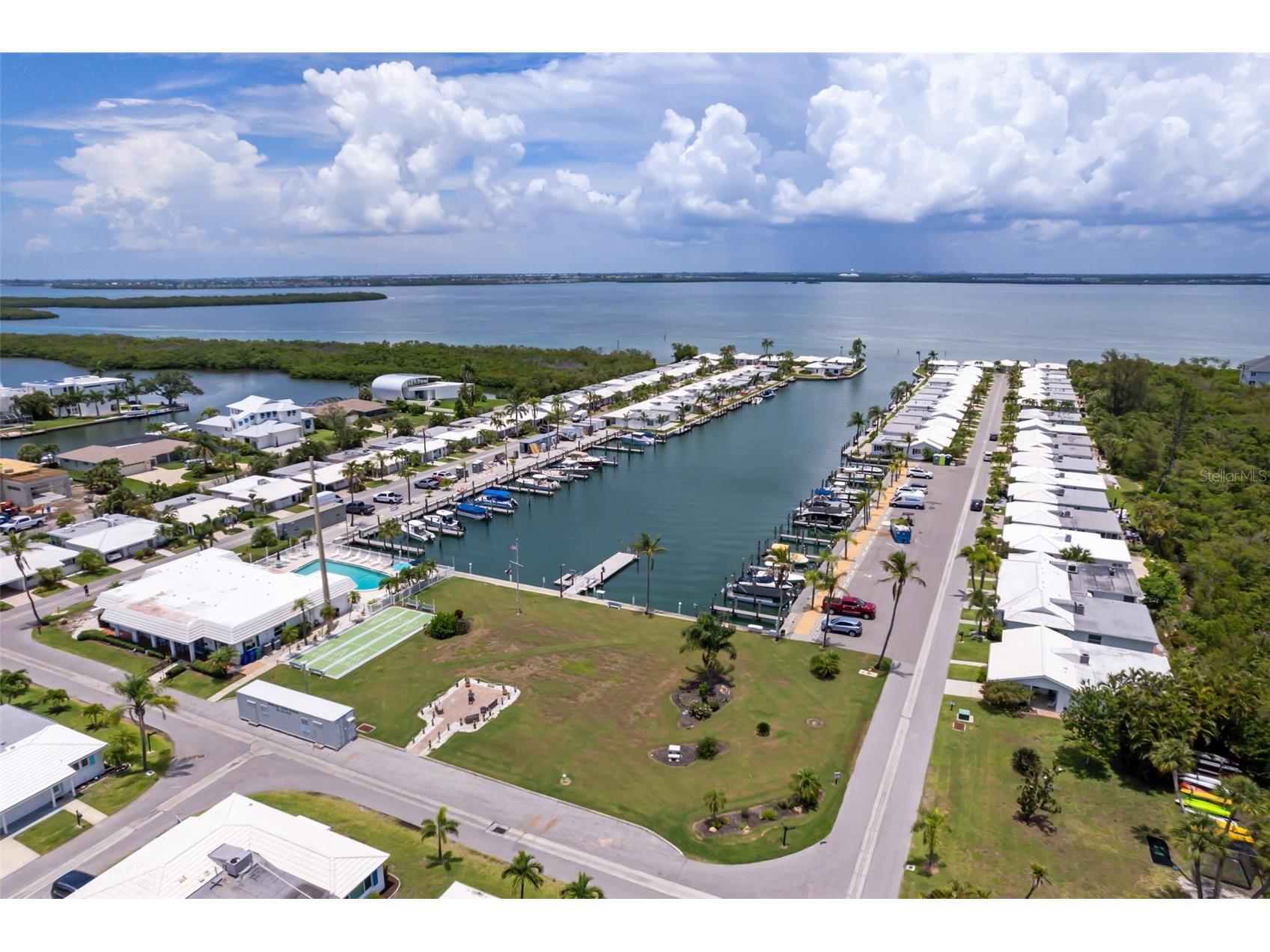 546 Spanish Drive S Longboat Key FL 34228 A4694824 image42