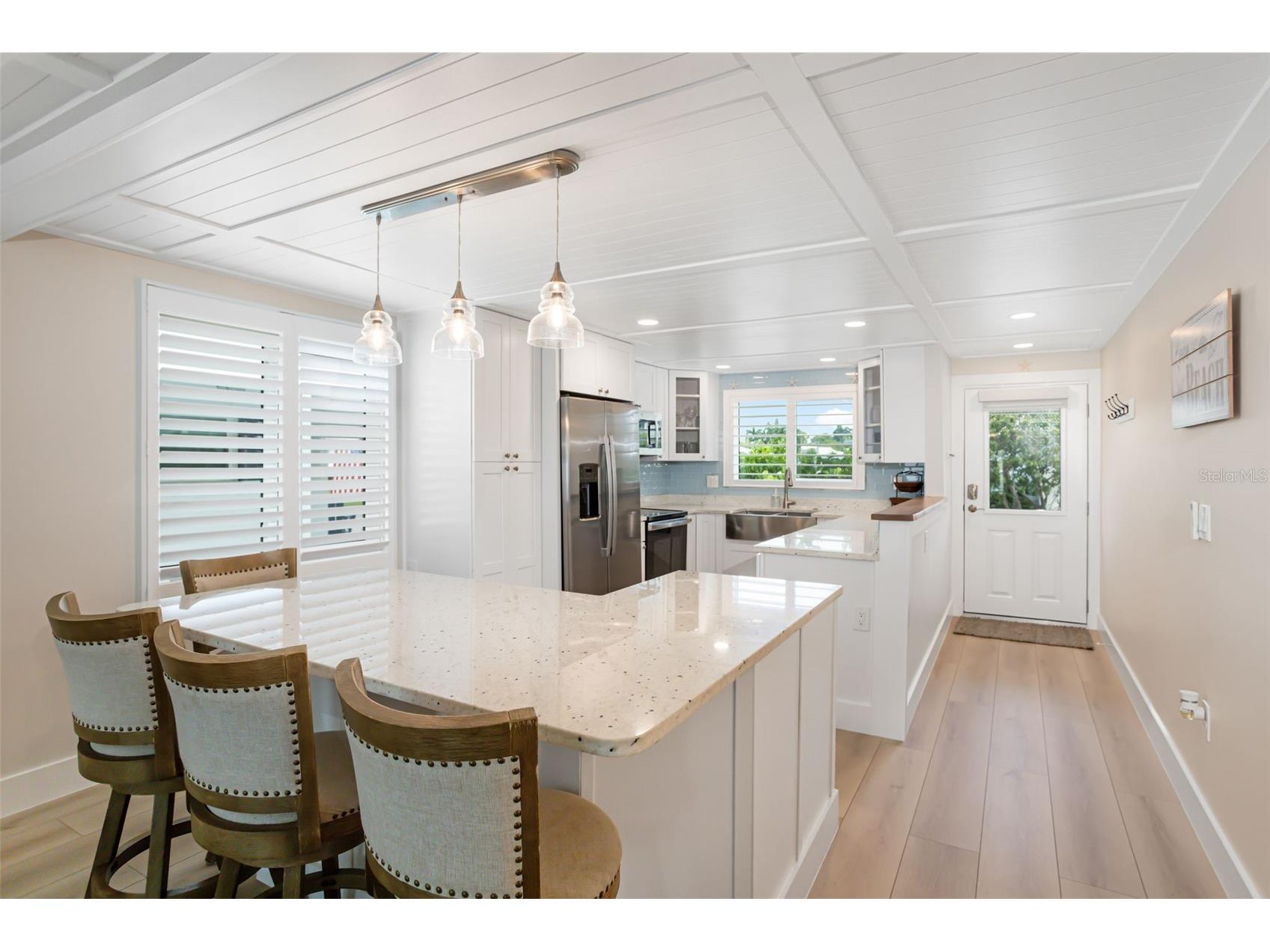 546 Spanish Drive S Longboat Key FL 34228 A4694824 image6