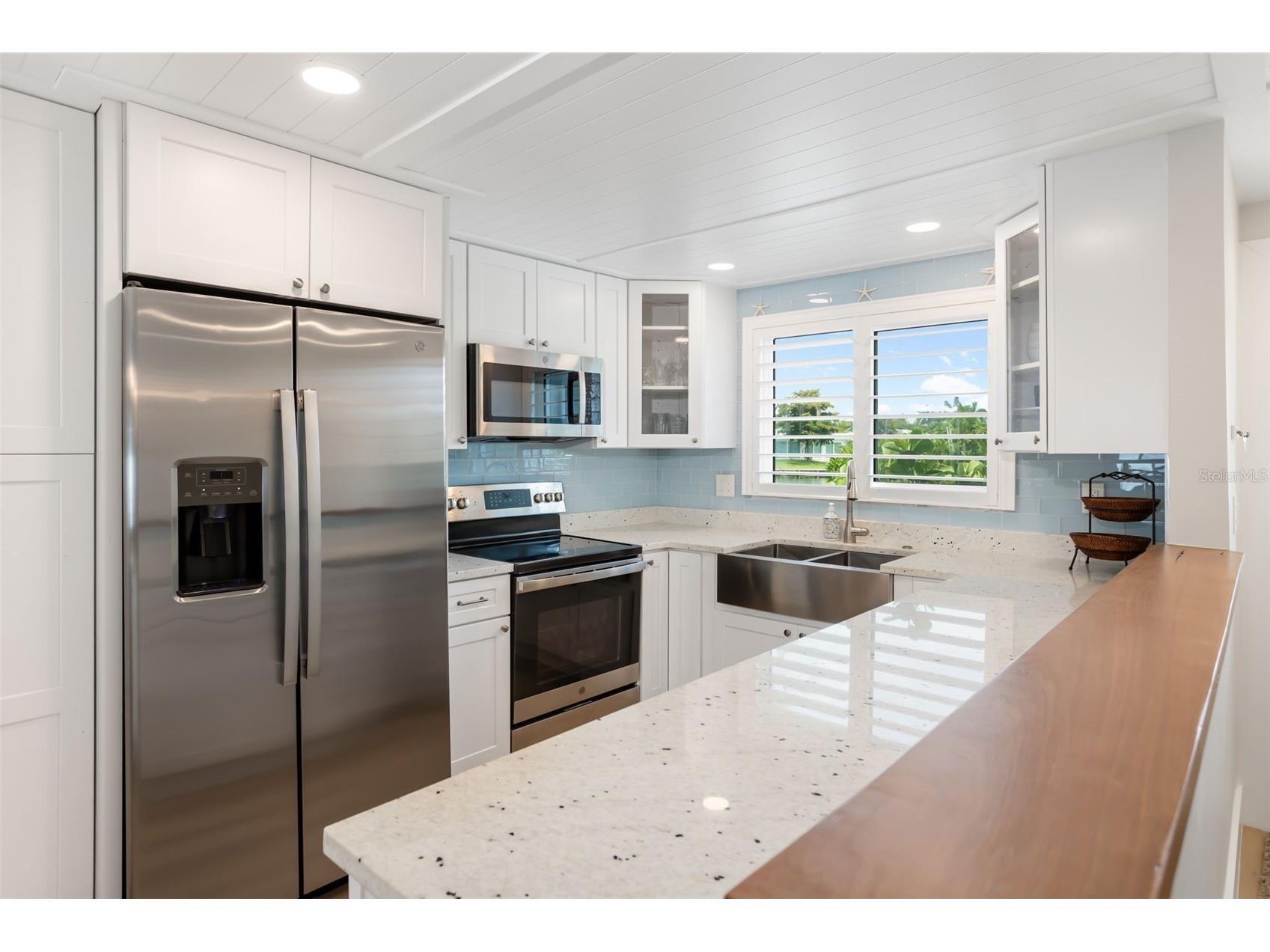 546 Spanish Drive S Longboat Key FL 34228 A4694824 image7