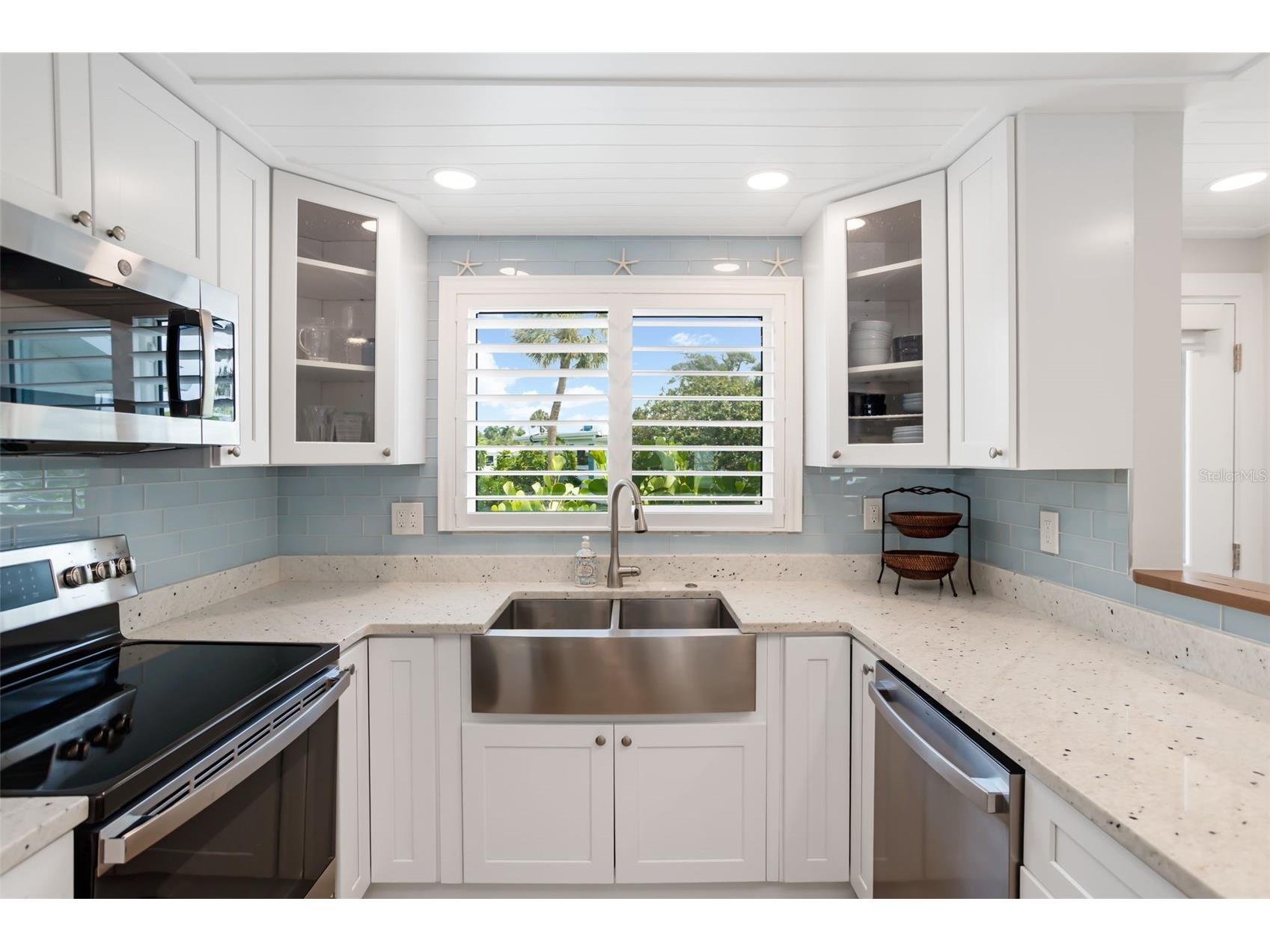 546 Spanish Drive S Longboat Key FL 34228 A4694824 image9