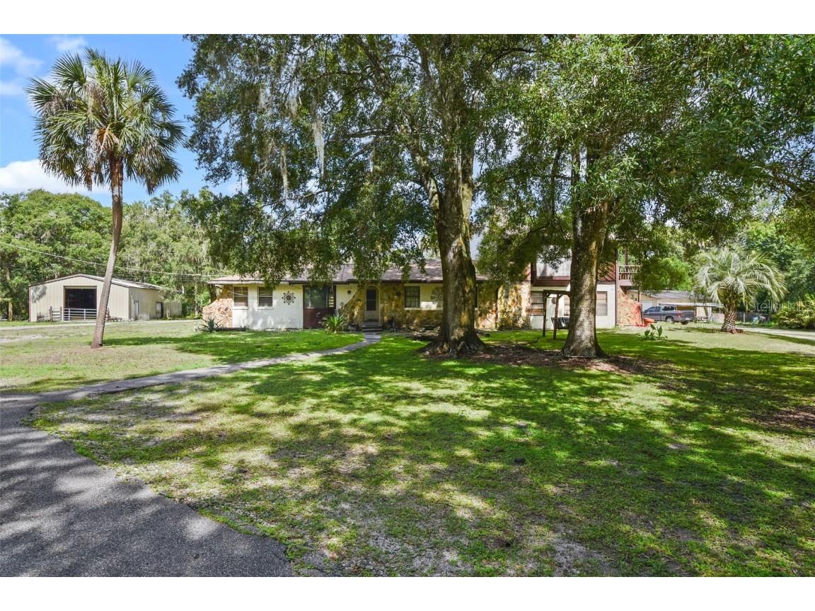 546 Winona Drive Geneva FL 32732 O6320041 image1