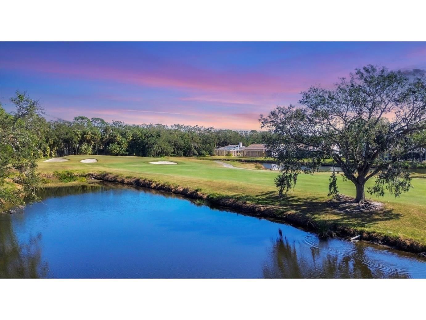 5460 Hampstead Heath #19 Sarasota FL 34235 A4633092 image1