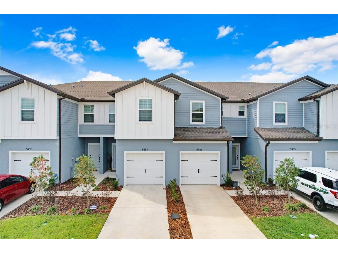 5461 Elmview Crossing Wesley Chapel FL 33545 TB8362195 image1