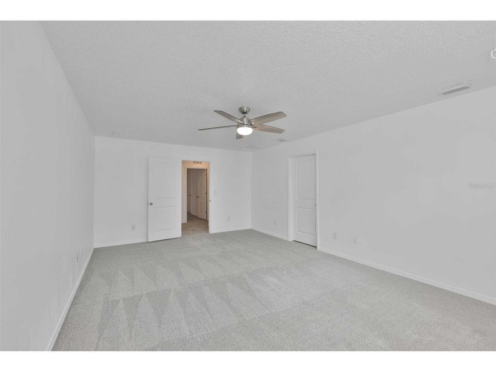 5461 Magdalene Way Zephyrhills FL 33541 TB8490515 image23