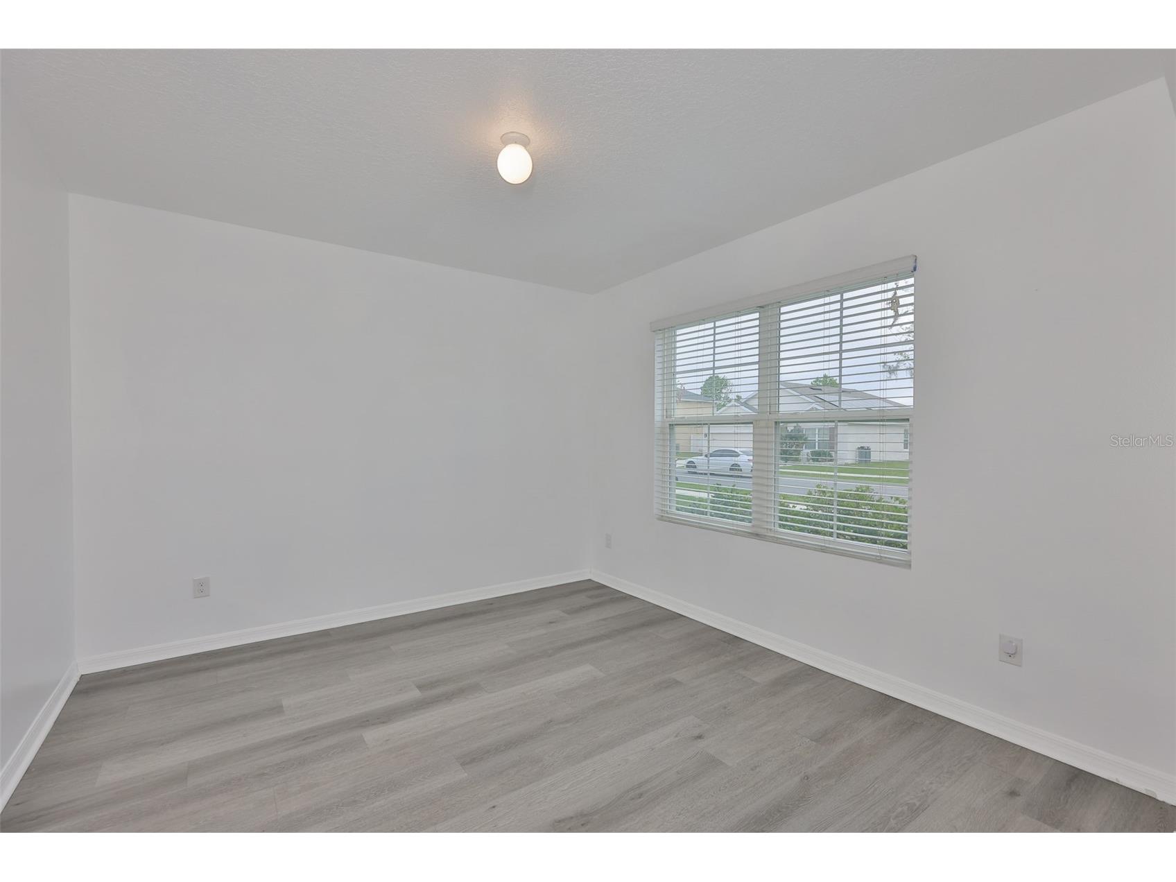 5461 Magdalene Way Zephyrhills FL 33541 TB8490515 image8