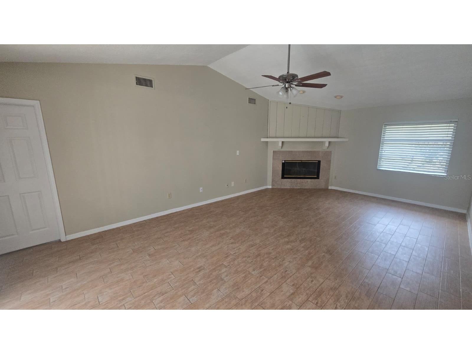 5461 Oakridge Drive Palm Harbor FL 34685 TB8526582 image3