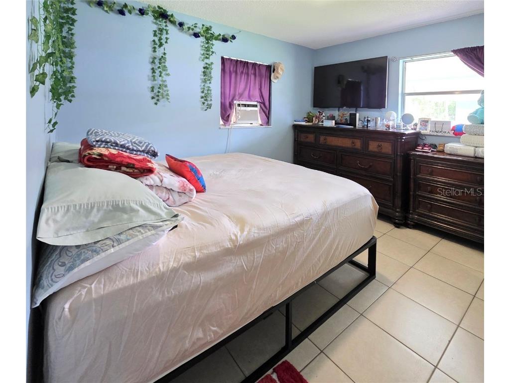 5462/5464 Tenth Avenue Fort Myers FL 33907 TB8432733 image10