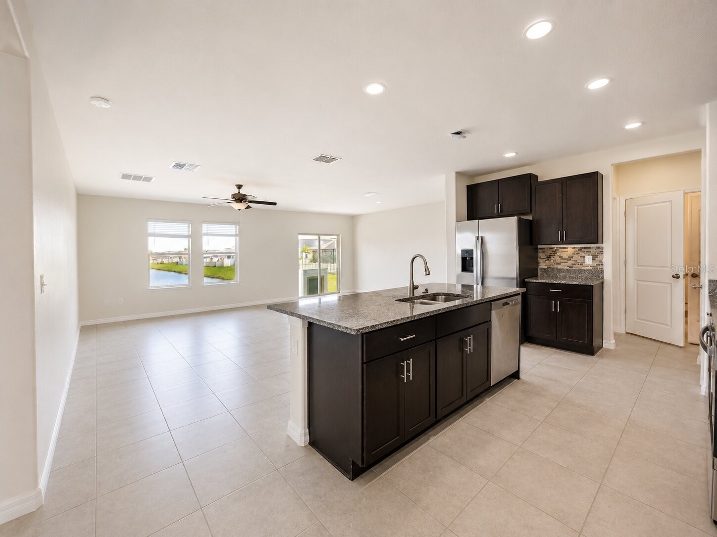 5462 Grays Harbor Court Wimauma FL 33598 TB8508252 image6