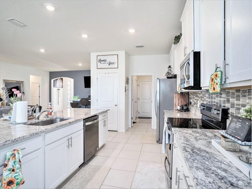 5464 Flint Hills Drive Wimauma FL 33598 TB8379867 image4