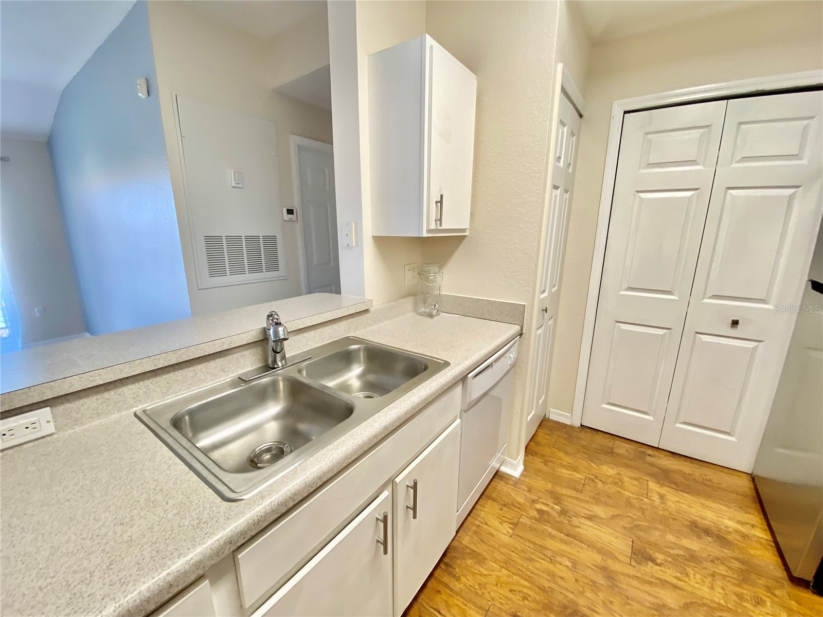 5467 Vineland Road #6301 Orlando FL 32811 O6422497 image16