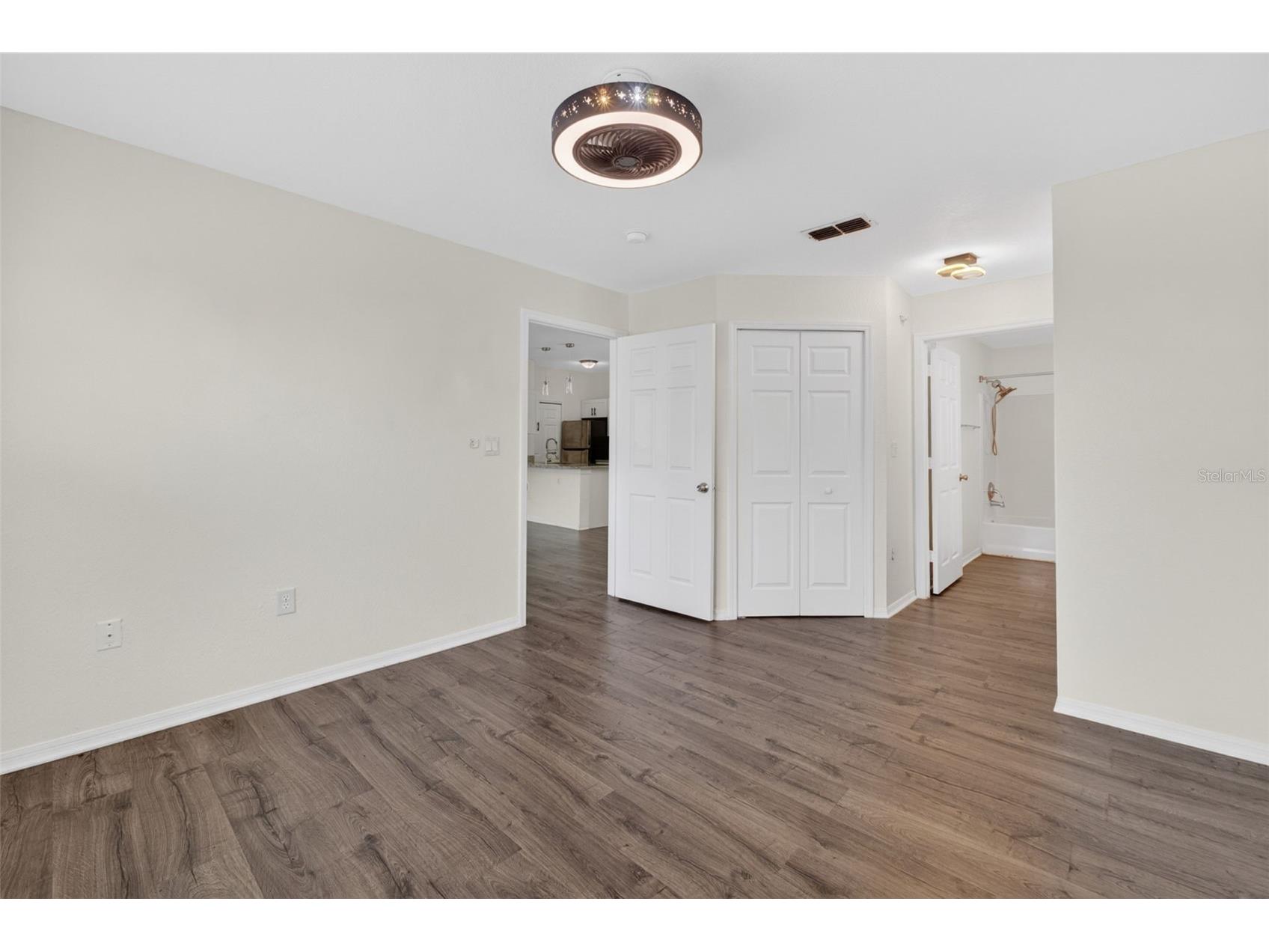 5467 Vineland Road #6308 Orlando FL 32811 O6403451 image19