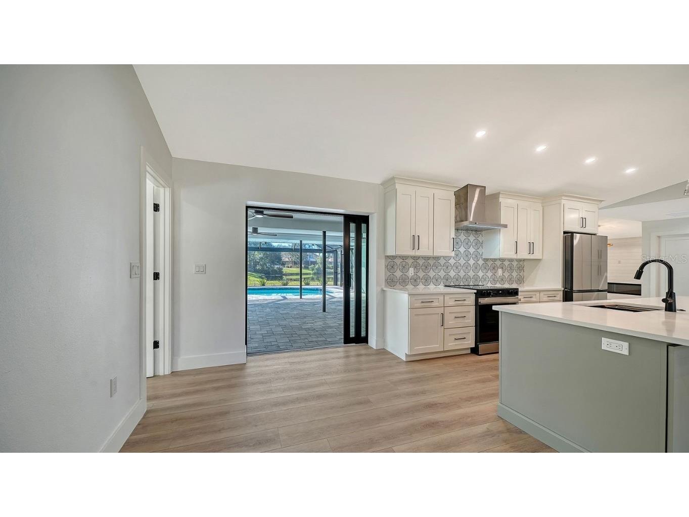 5468 Wilkinson Road Sarasota FL 34233 A4673297 image12