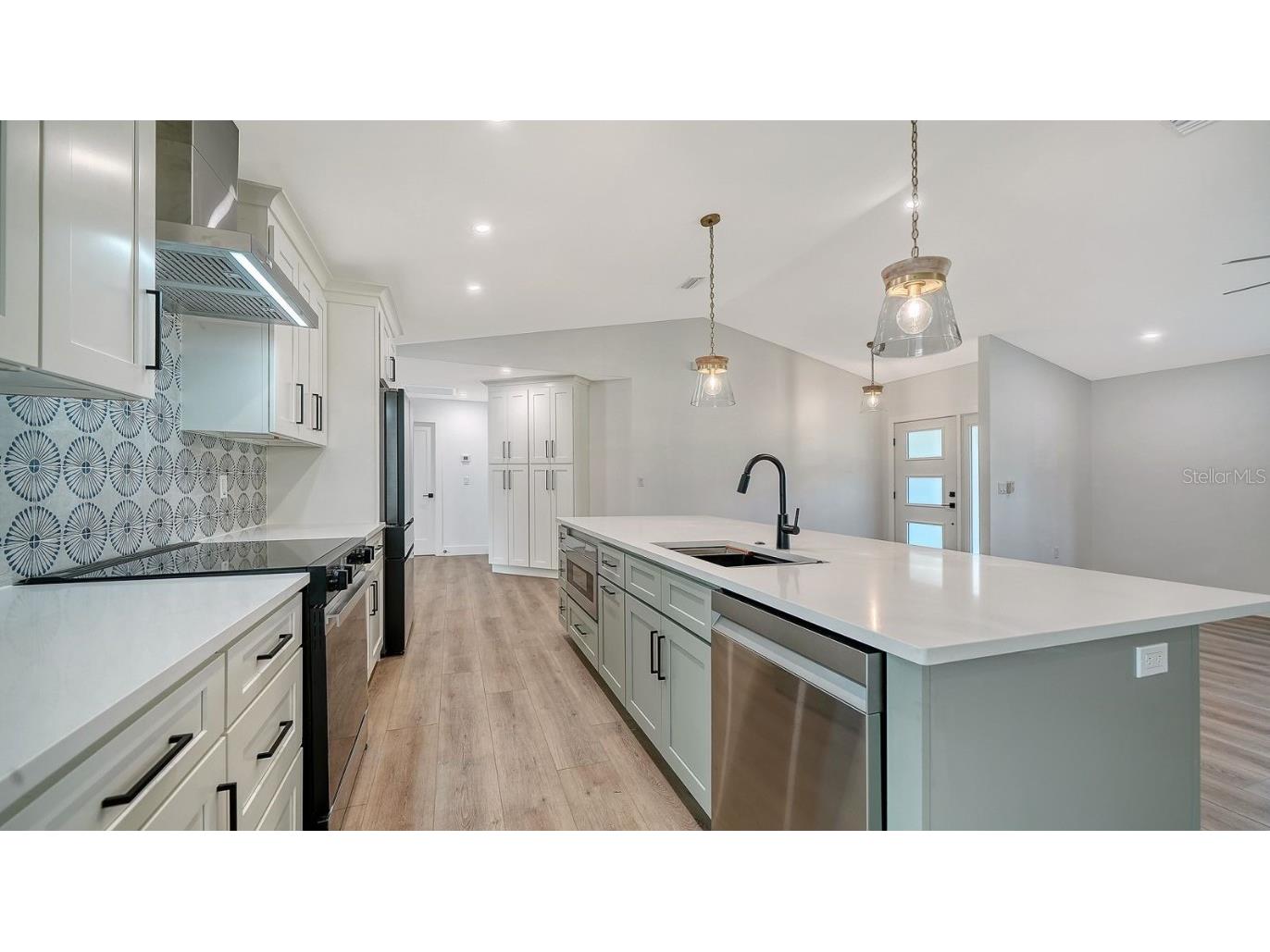 5468 Wilkinson Road Sarasota FL 34233 A4673297 image18